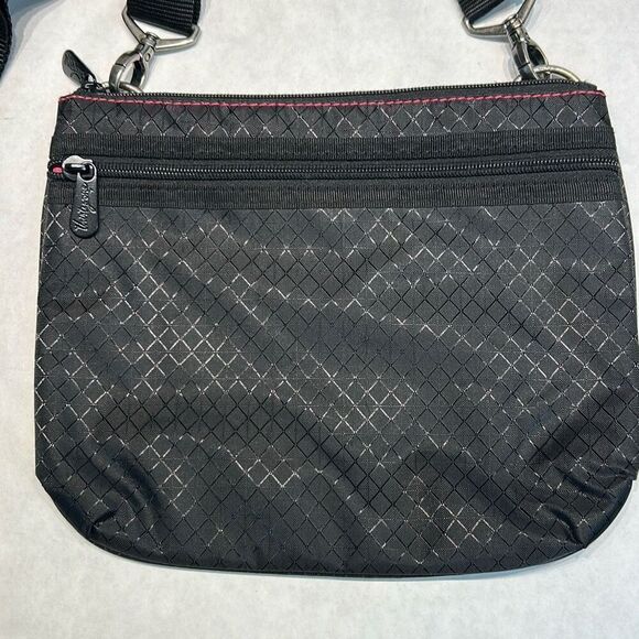 thirty-one Crossbody Shoulder Bag Purse Slim Nylon Black Pink Stitch Adjustable - Picture 2 of 7